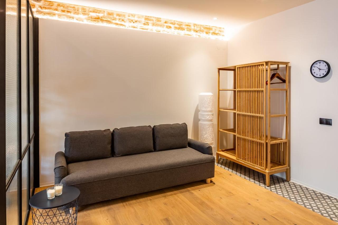 Onlviv Apartments Rynok Square 18 Zewnętrze zdjęcie